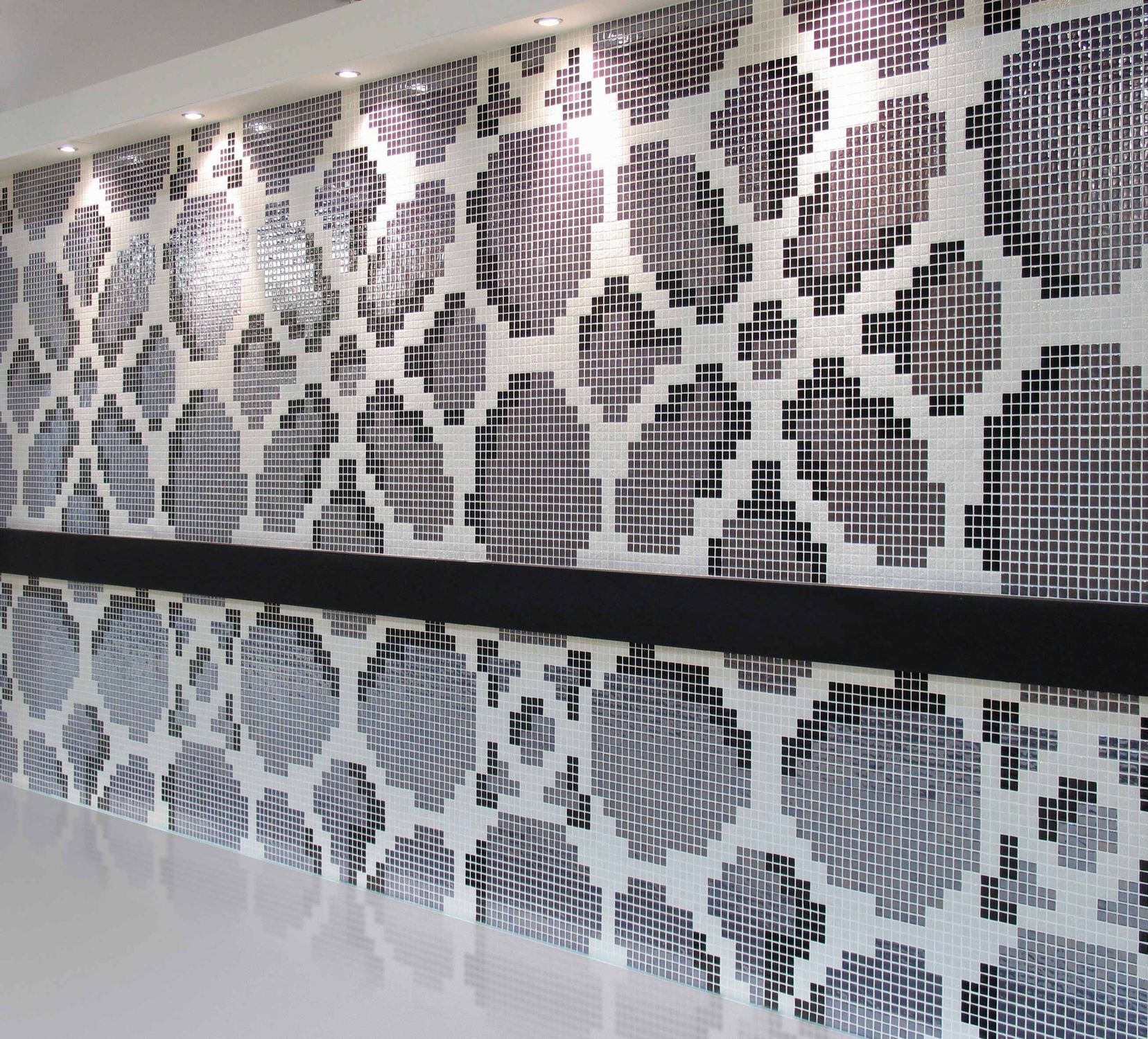 Mosaïque de salle de bain / murale / en verre / brillante design ...