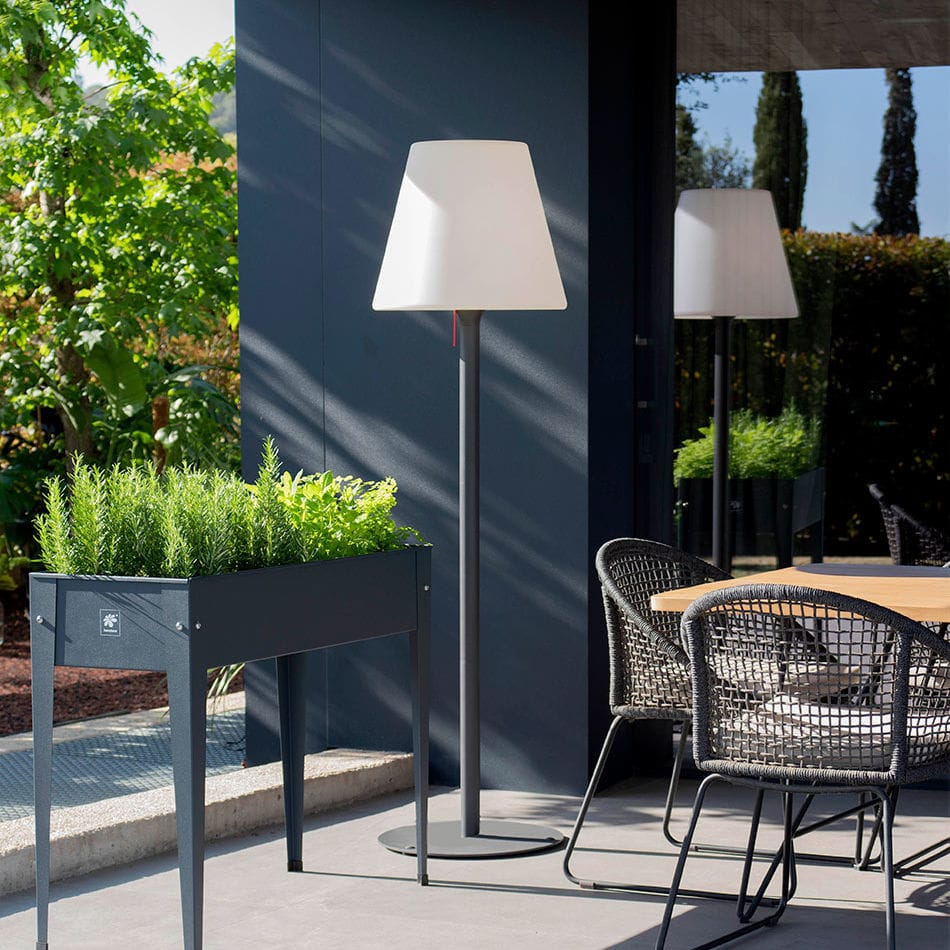 Lampadaire de jardin Herstera Garden S L contemporain en métal