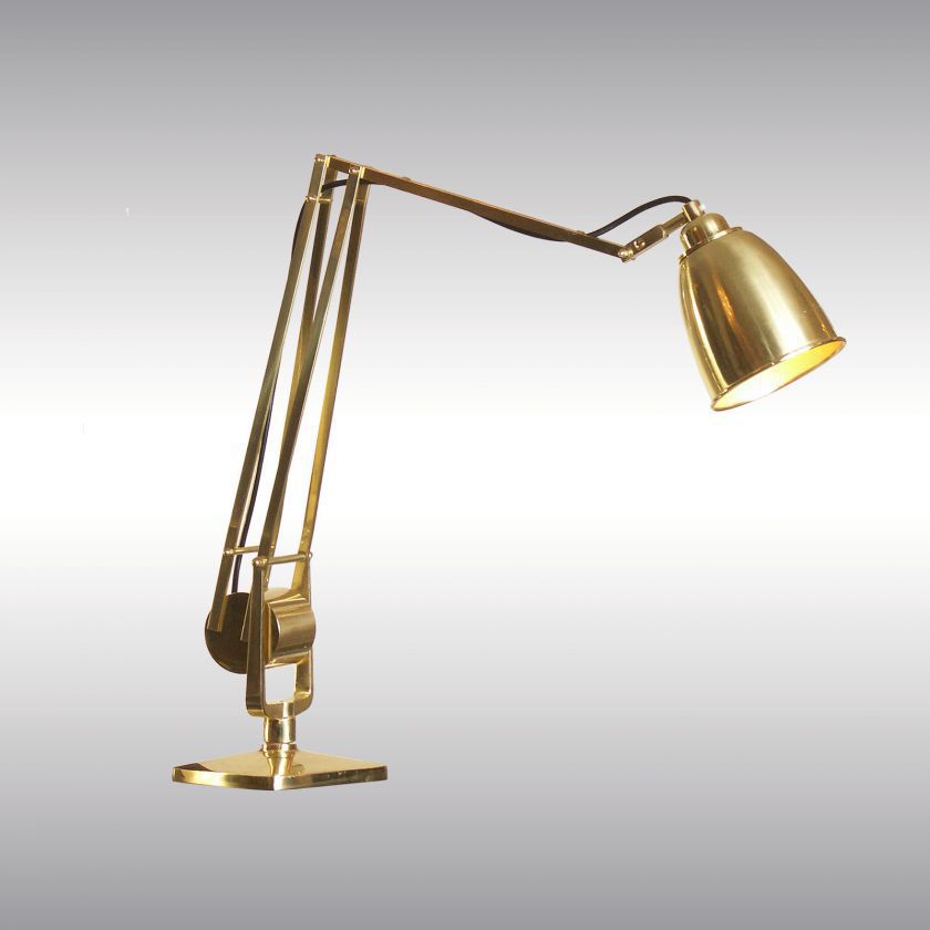 Lampe De Table Mantodeus Woka Lamps Vienna En Laiton