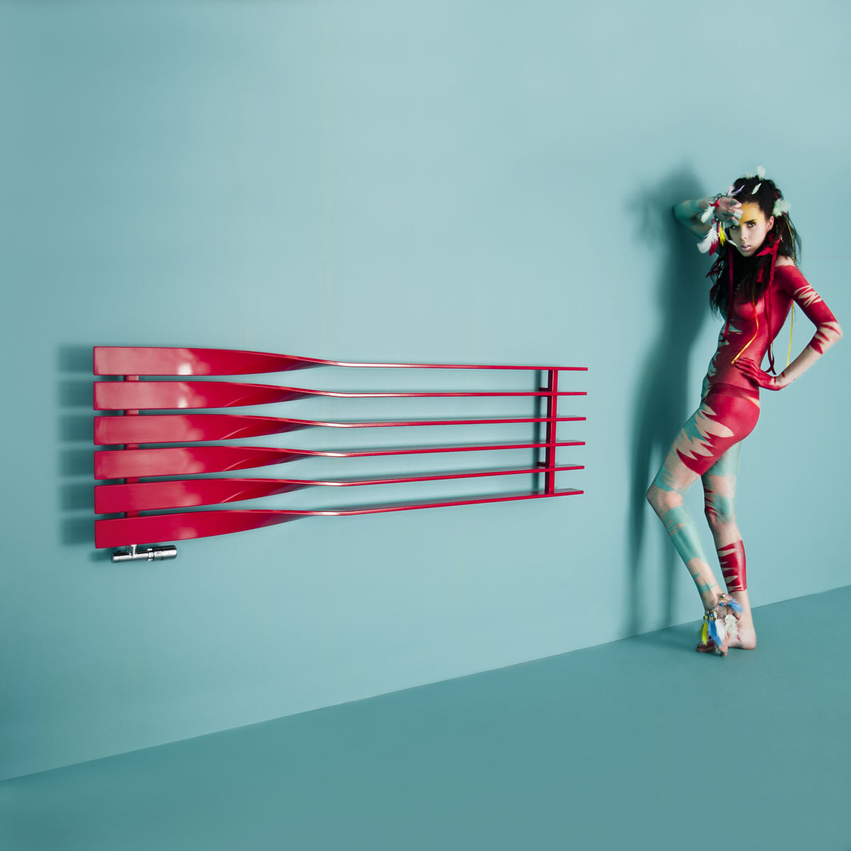 Radiateur à eau chaude / en métal / design original / de salle de ...