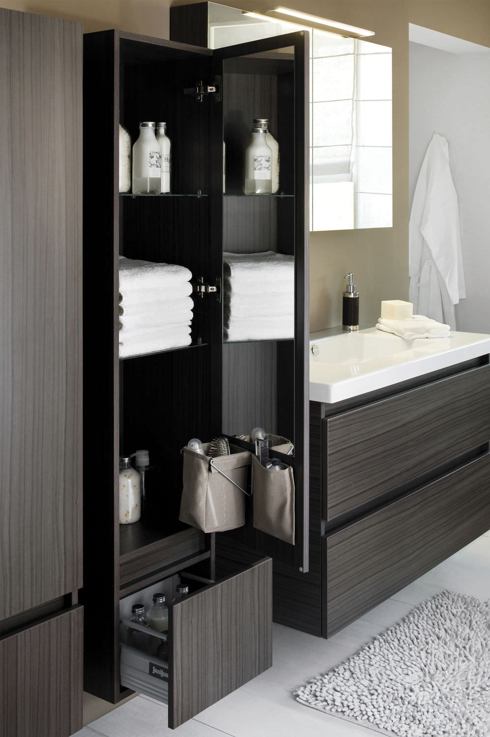 Salle de bain noir et blanc carrelage: Ãtagère salle de bain vvcom ...