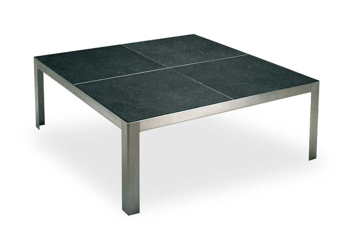 Table à manger / contemporaine / en verre / en verre trempé ...