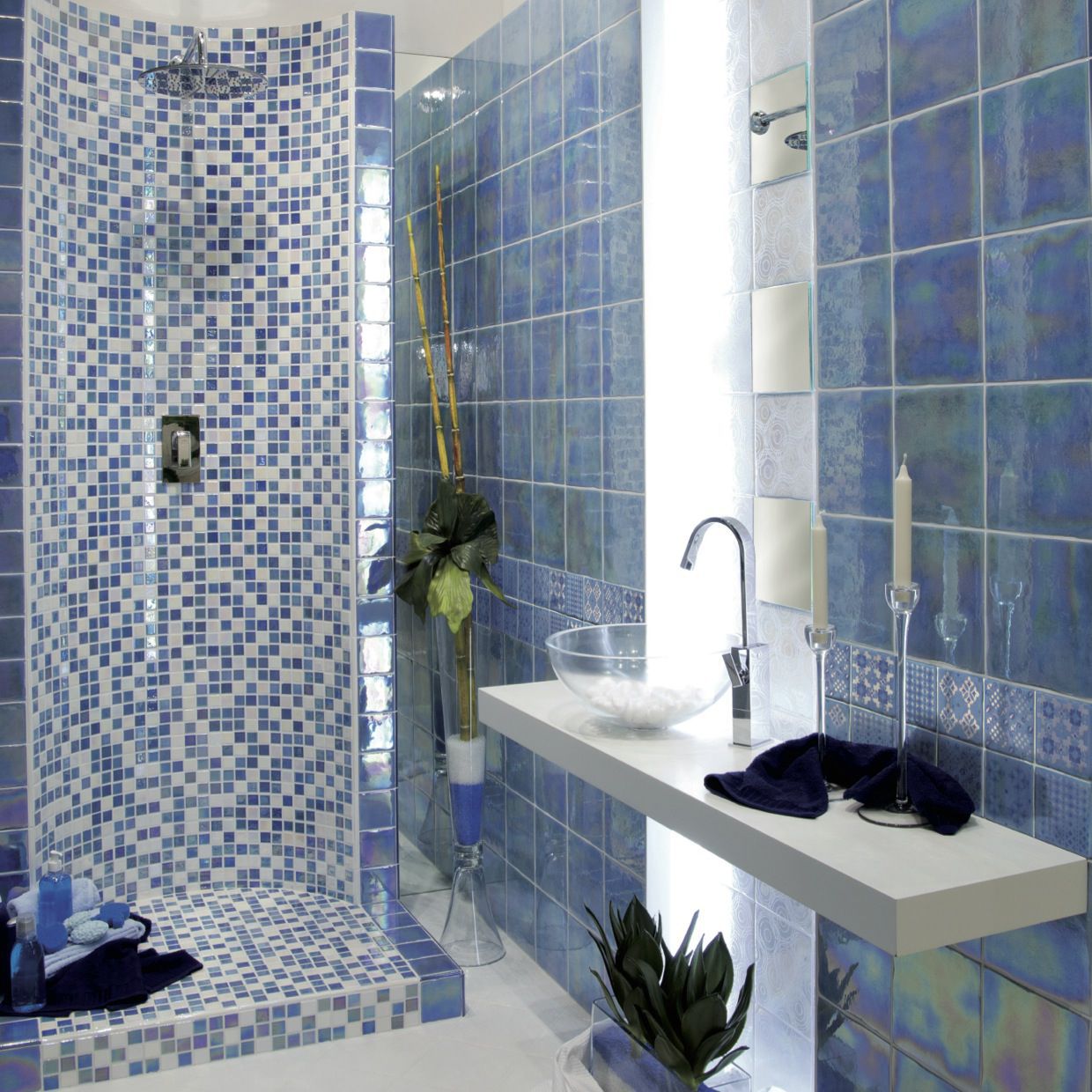 Carrelage de salle de bain / mural / en céramique / brillant ...