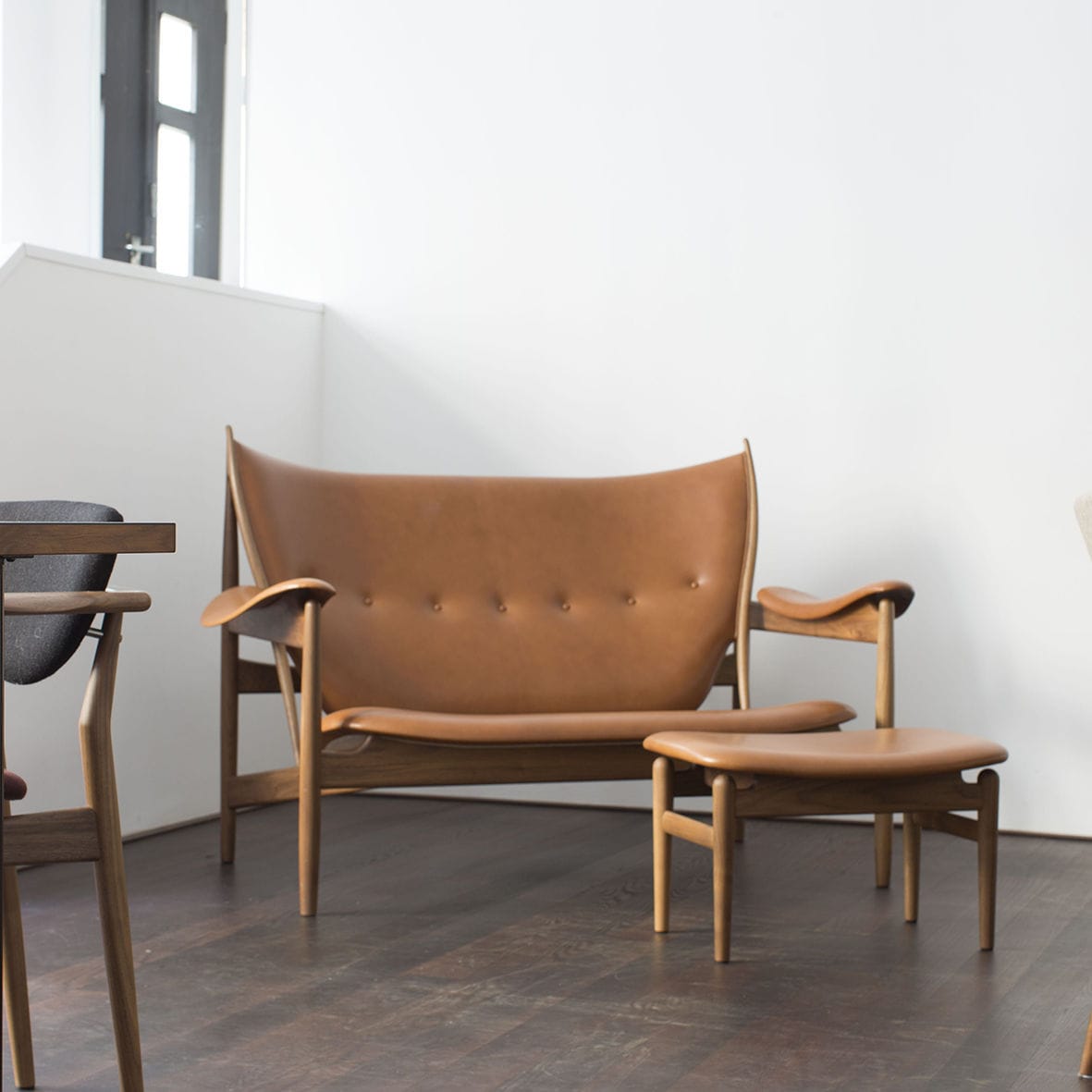 Banquette design scandinave / en noyer / en teck / par finn juhl ...