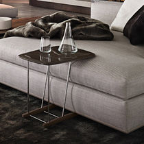 Table d'appoint contemporaine / en métal...