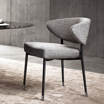 Chaise contemporaine / tapissée / en tissu...
