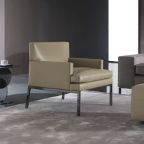 Fauteuil contemporain / en bois / en cuir...