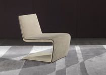 Fauteuil contemporain / en tissu / en cuir...