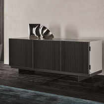 Buffet contemporain / en bois / par Rodolfo...
