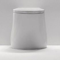 Toilettes à poser / en céramique