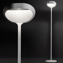 Lampe sur pied / contemporaine / en aluminium...