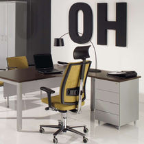 Bureau en bois / contemporain / professionnel...