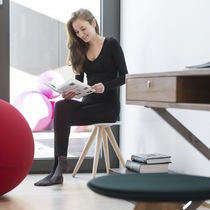 Tabouret contemporain / en bois / noir /...