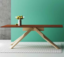 Table design original / en chêne / en noyer...