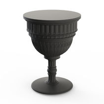 Table d'appoint Néo-classique / en polyéthylène...