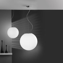 Suspension / contemporaine / en métal chromé...