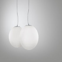 Suspension / contemporaine / en verre soufflé...