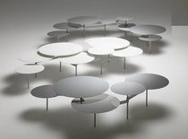 Table basse design original / en métal