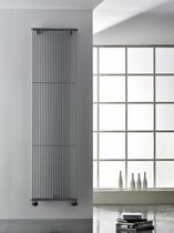 Radiateur à eau chaude / en acier / contemporain...