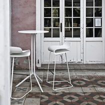 Table mange-debout contemporaine / en stratifié...