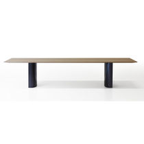 Table contemporaine / en bois / en métal...