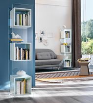 Étagère contemporaine / en verre / de salon