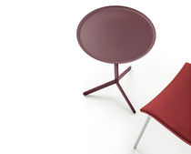 Guéridon contemporain / en acier / en MDF...