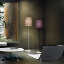 Lampe sur pied / contemporaine / en métal...