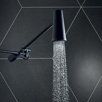Pommeau de douche mural / pluie