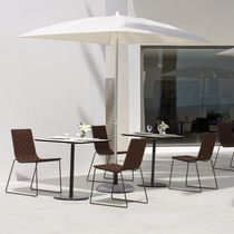 Chaise visiteur contemporaine / avec accoudoirs...