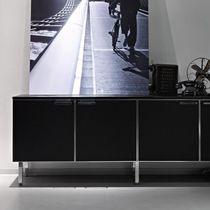 Armoire de classement basse / en bois /...