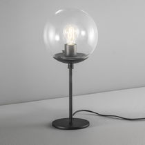 Lampe de table / contemporaine / en métal...