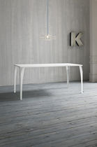 Table contemporaine / en métal / rectangulaire