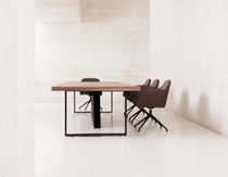 Table de conférence contemporaine / en bois...