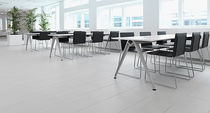Table contemporaine / en fonte d'aluminium...