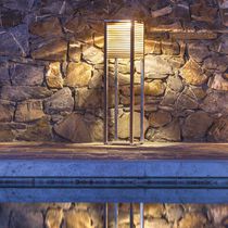 Lampe de sol / contemporaine / en aluminium...