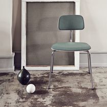 Chaise visiteur contemporaine / en noyer...