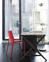 Chaise de jardin contemporaine / empilable...