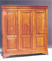 armoire de chambre classique en bois 1013 Meubles Flaux