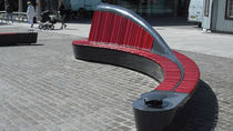 banc public design en bois NORWEGIAN-BENCH Accsys Technologies