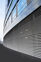 bardage de fa&ccedil;ade m&eacute;tallique en aluminium STRUCTURAL LOUVRE SYSTEM COLT