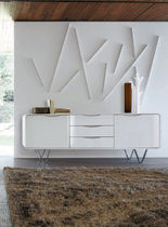 buffet contemporain laqu&eacute; CEMIA by Peter Maly Ligne Roset France