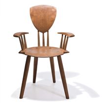 chaise contemporaine en bois avec accoudoirs ARMIN Peter Hook