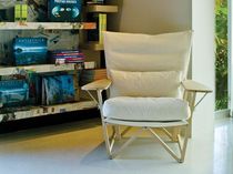 chaise contemporaine en bois certifi&eacute; (Eco-label FSC) WALTER environment furniture