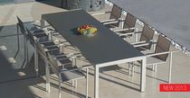 chaise de jardin contemporaine empilable avec accoudoirs ALURA Royal Botania - Red Label