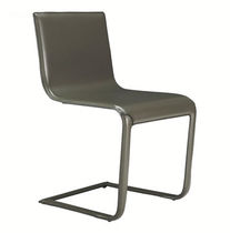 chaise luge contemporaine en cuir SCHEMA by N. Nasrallah & C Horner Ligne Roset France