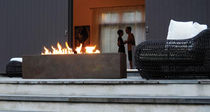 chemin&eacute;e de jardin centrale &agrave; gaz &agrave; foyer ouvert LINEAR BURNER SPARK modern fires