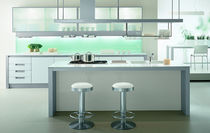 cuisine contemporaine laqu&eacute; / verre MASTER COMPOSIT