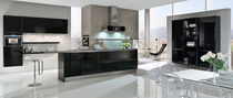cuisine contemporaine laqu&eacute; / verre 5090 H&Auml;CKER