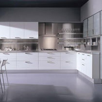 cuisine contemporaine laqu&eacute; / verre SETA Lineadecor